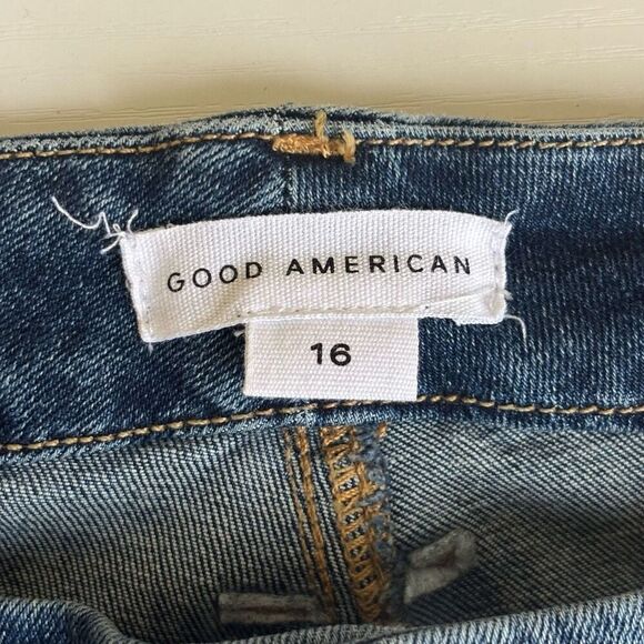 Good American Good Legs Cig Raw-Edge Jeans size 16 - Picture 4 of 9